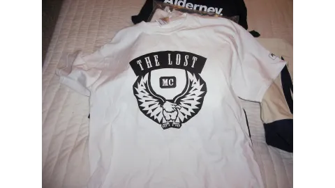 The Lost - T-Shirt