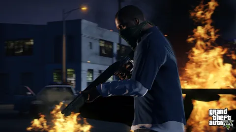 Franklin destroys cars while wearing a bandana