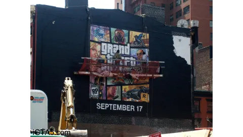GTA V Cover Art Ad in NYC Being Painted 4