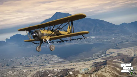 Cropduster flies near the Alamo Sea