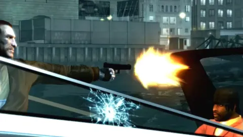 Niko Shooting On A Boat