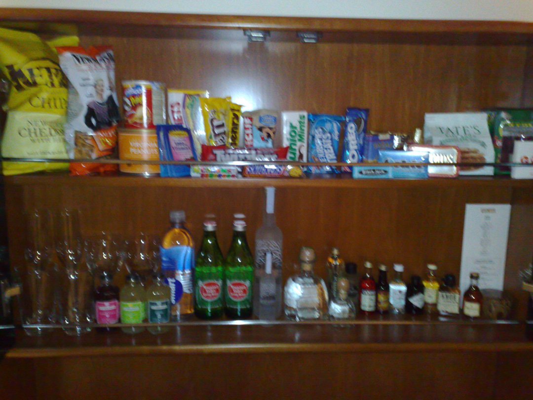 Mini Bar!