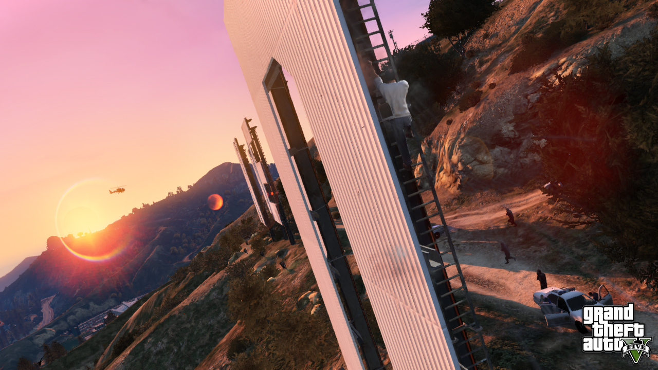 Trevor scales the Vinewood sign